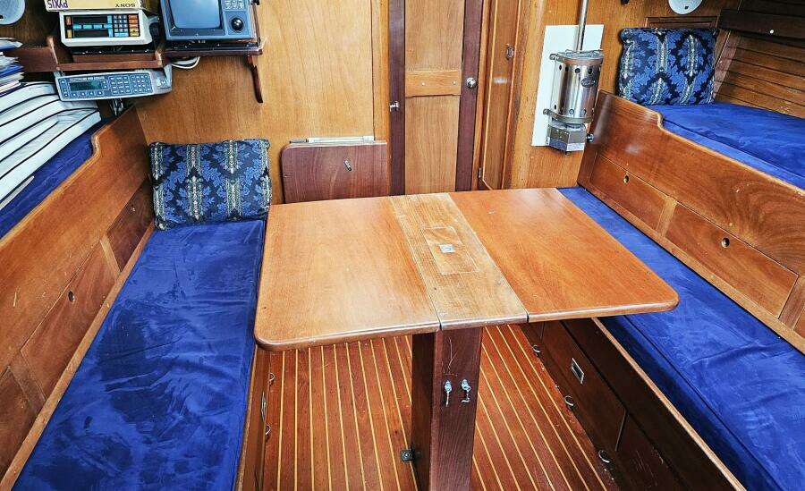 1972 Hinckley Bermuda 40