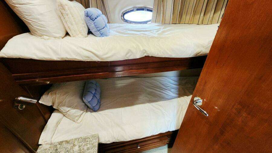 1999 Carver 530 Voyager Pilothouse