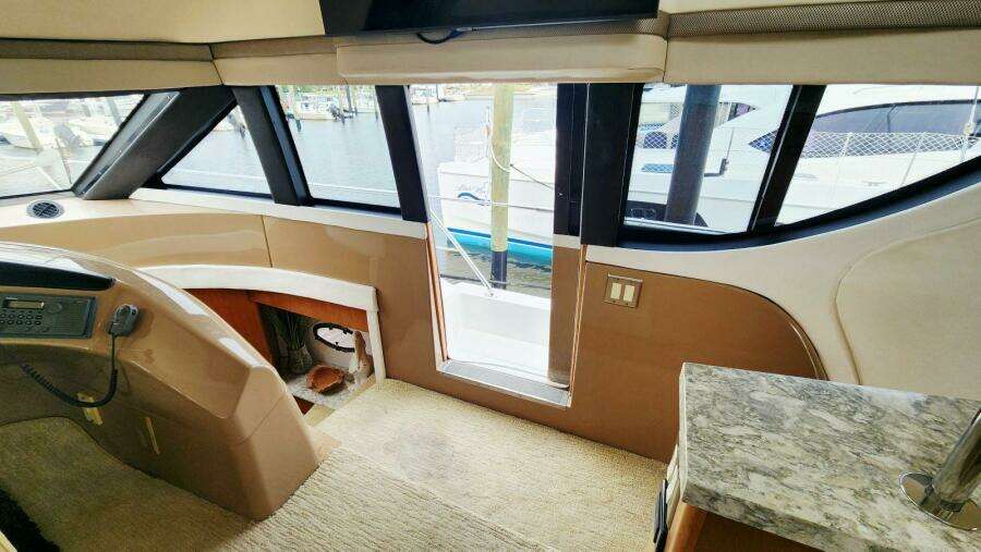 1999 Carver 530 Voyager Pilothouse