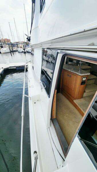 1999 Carver 530 Voyager Pilothouse