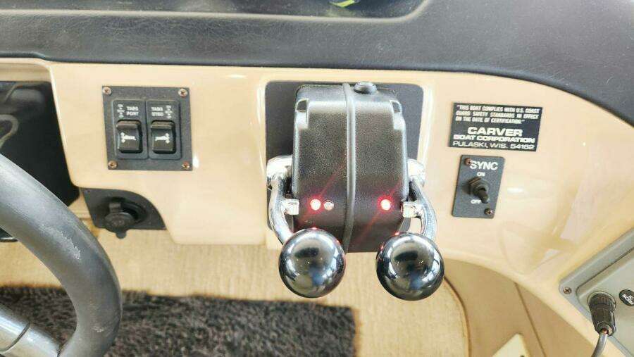 1999 Carver 530 Voyager Pilothouse