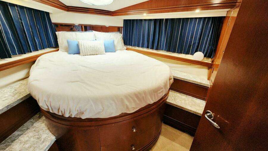 1999 Carver 530 Voyager Pilothouse