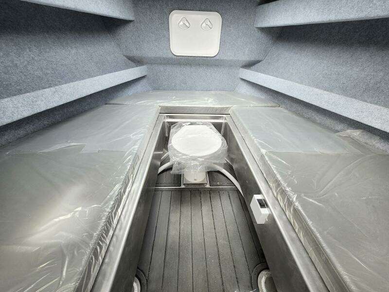 2024 Aluminum Cruiser Profisher 750