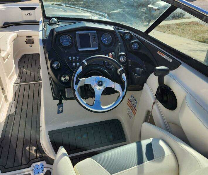 2013 Monterey 264 FSX