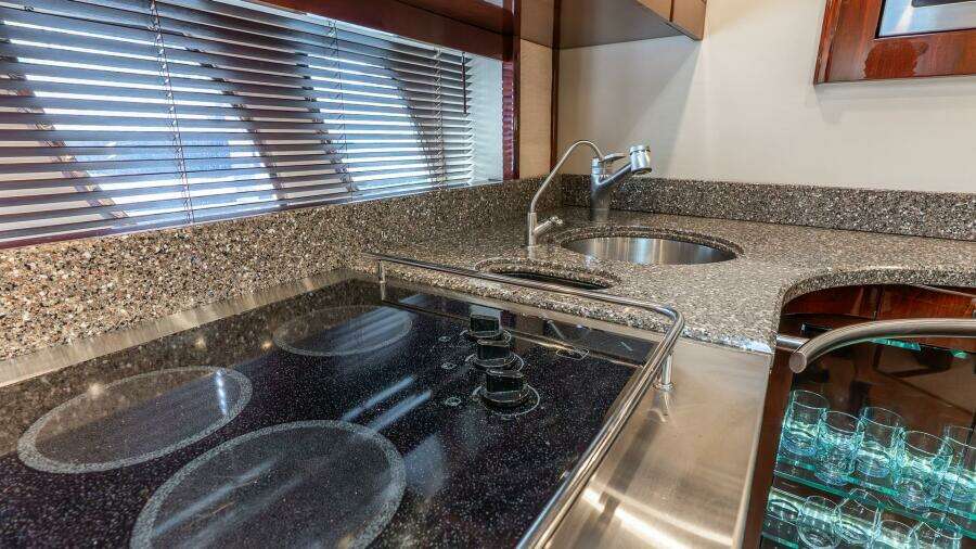 2008 Sea Ray Sundancer 60