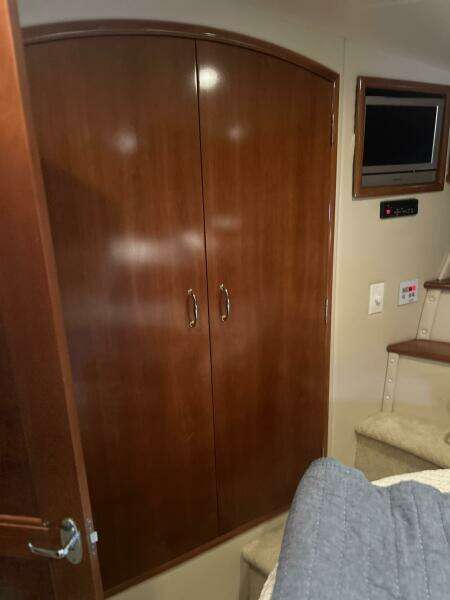 2003 Carver 466 Motor Yacht