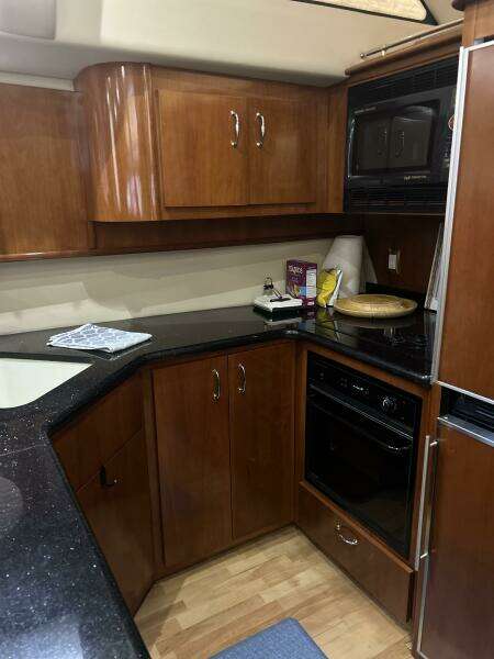 2003 Carver 466 Motor Yacht