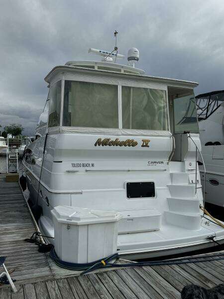 2003 Carver 466 Motor Yacht