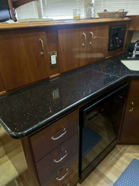 2003 Carver 466 Motor Yacht