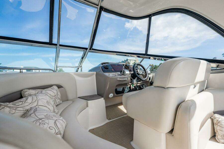 2008 Chaparral 350 Signature Extended Plane