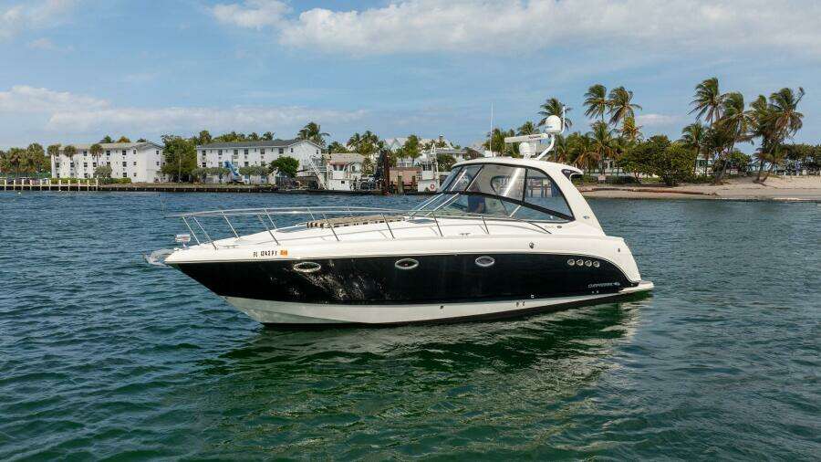 2008 Chaparral 350 Signature Extended Plane