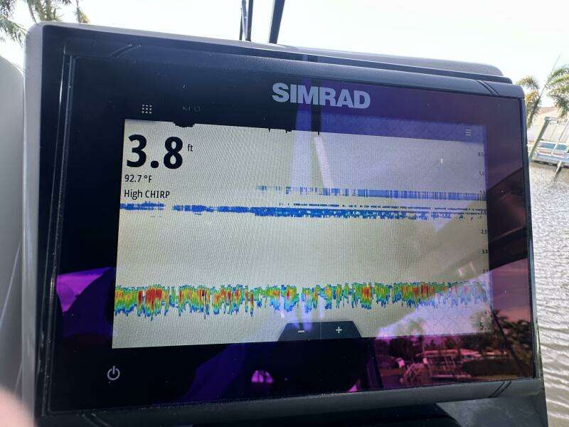 2023 Barletta Cabrio C24UE Coastal Edition