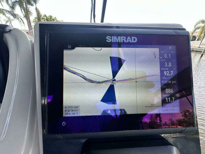 2023 Barletta Cabrio C24UE Coastal Edition