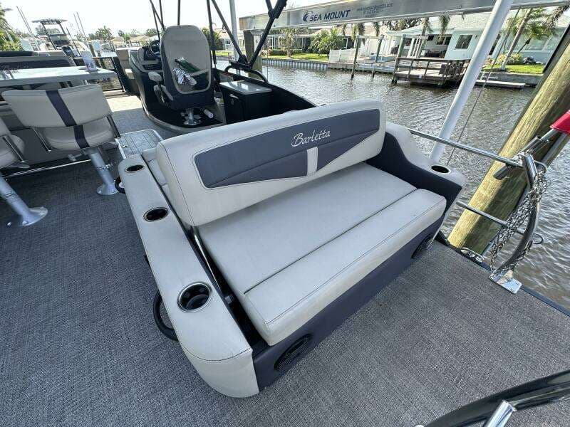 2023 Barletta Cabrio C24UE Coastal Edition