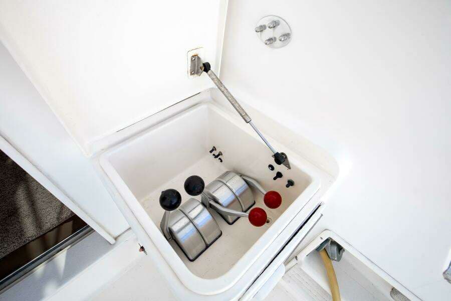 1999 Ocean Yachts 48 Super Sport