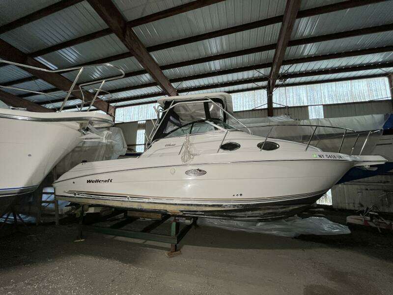 2001 Wellcraft 270 Coastal