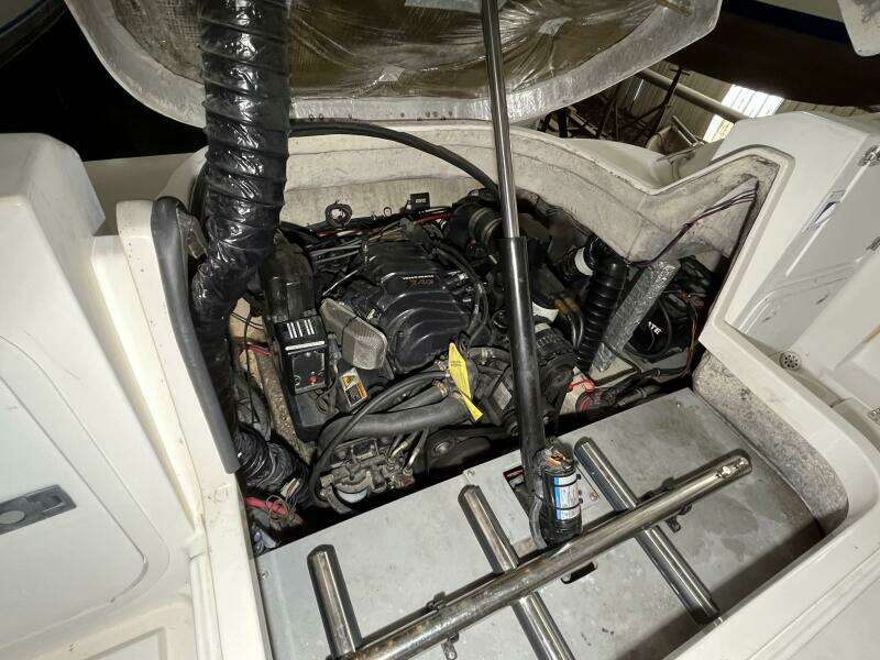 2001 Wellcraft 270 Coastal