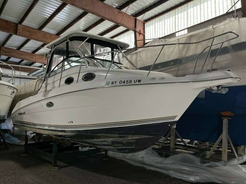 2001 Wellcraft 270 Coastal