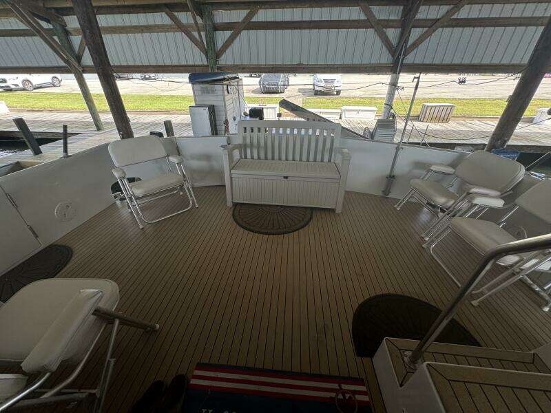 1993 Johnson 56 High Tech Motor Yacht