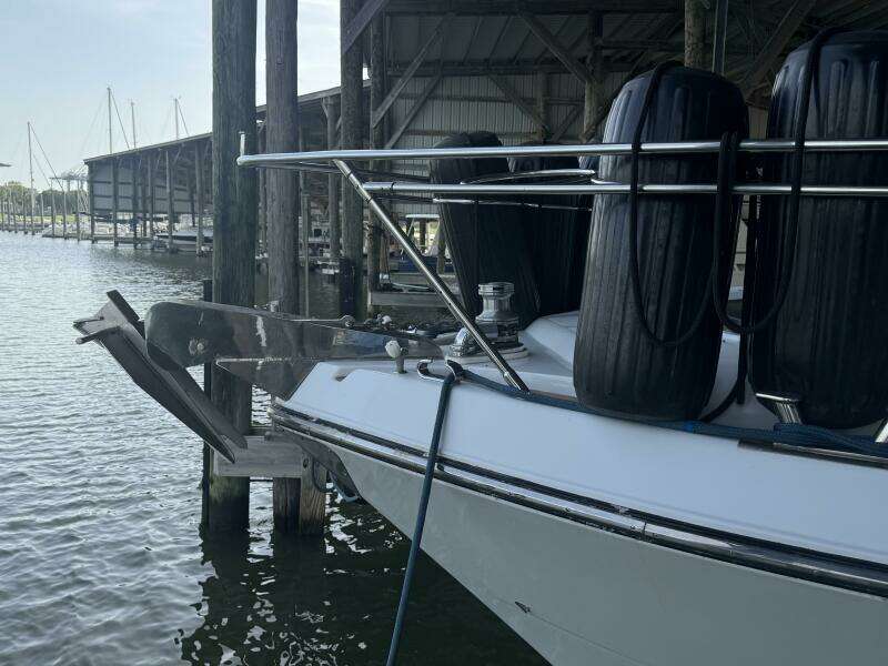 1993 Johnson 56 High Tech Motor Yacht