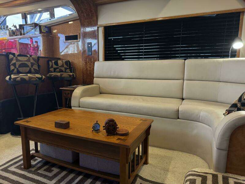 1993 Johnson 56 High Tech Motor Yacht