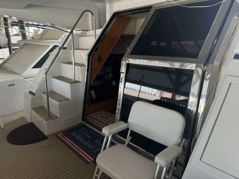 1993 Johnson 56 High Tech Motor Yacht