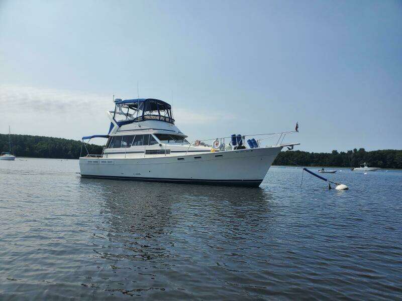 1985 Bayliner 3870 Motoryacht with Flybridge