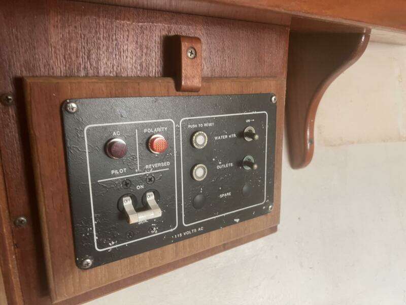 Shore Power Breacker Panel