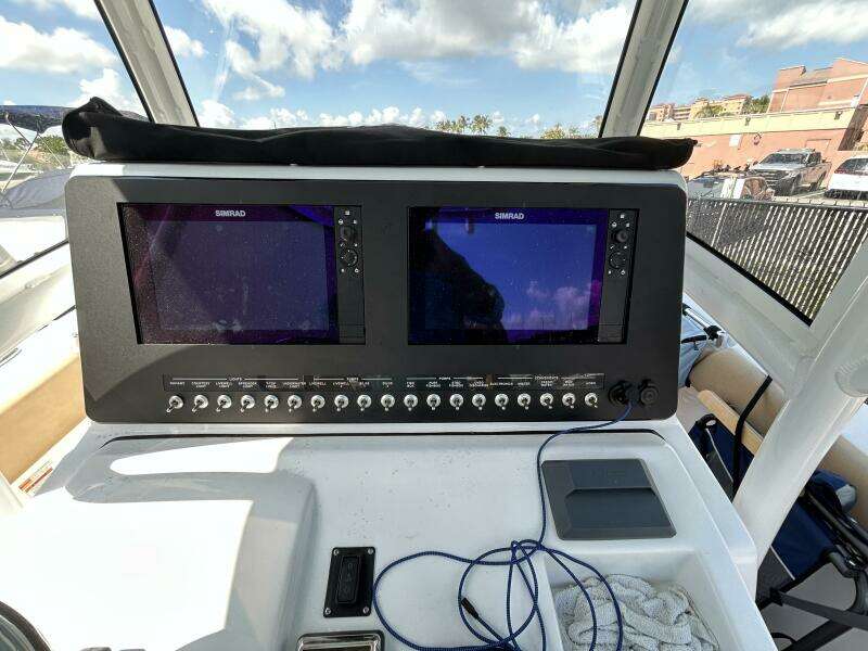 2018 Sportsman 282 OPEN