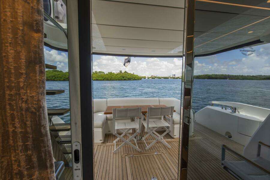 2021 Sunseeker Manhattan