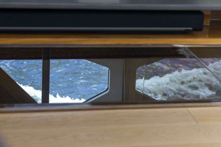 2021 Sunseeker Manhattan