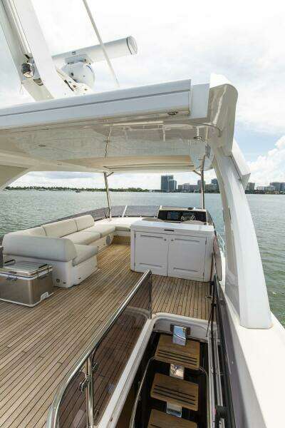 2021 Sunseeker Manhattan