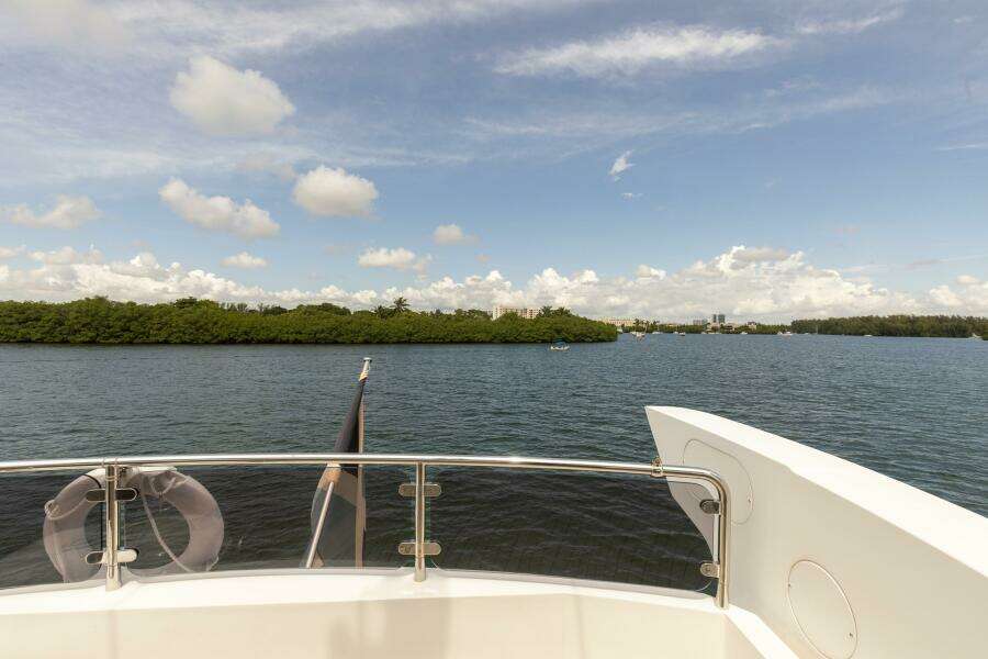 2021 Sunseeker Manhattan