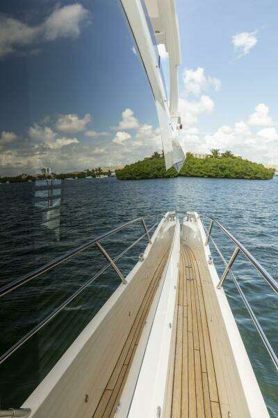 2021 Sunseeker Manhattan