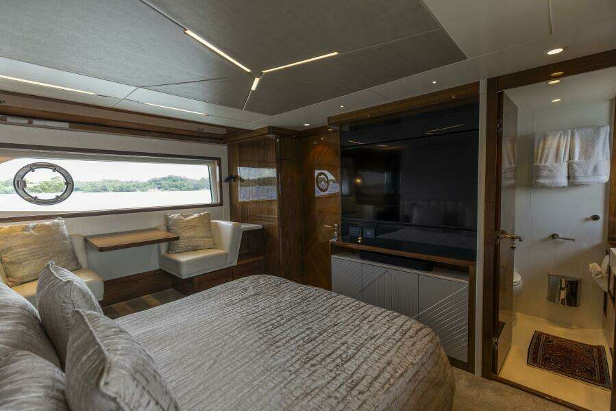 2021 Sunseeker Manhattan