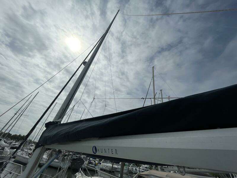 1991 Hunter 36 Vision