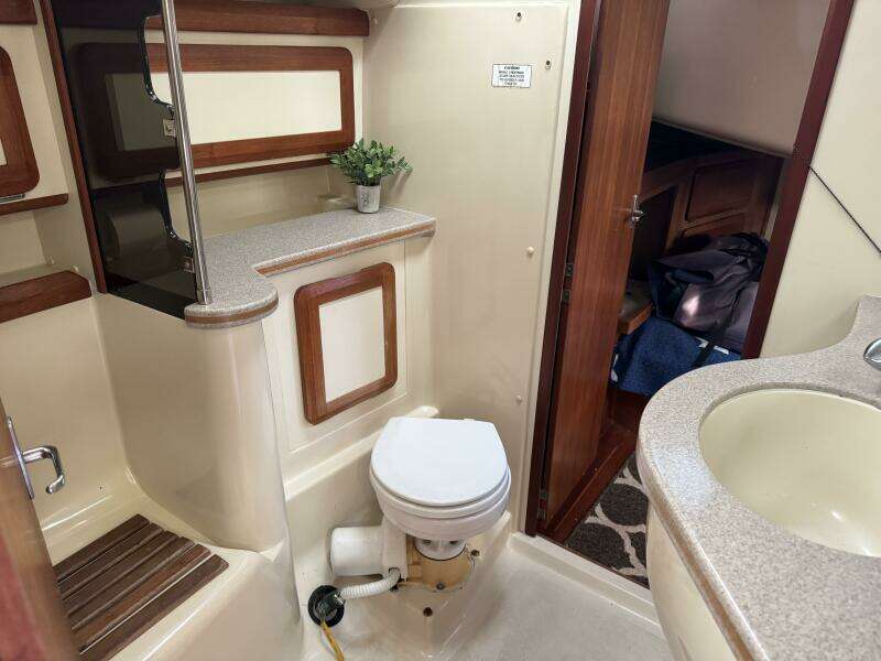 1991 Hunter 36 Vision