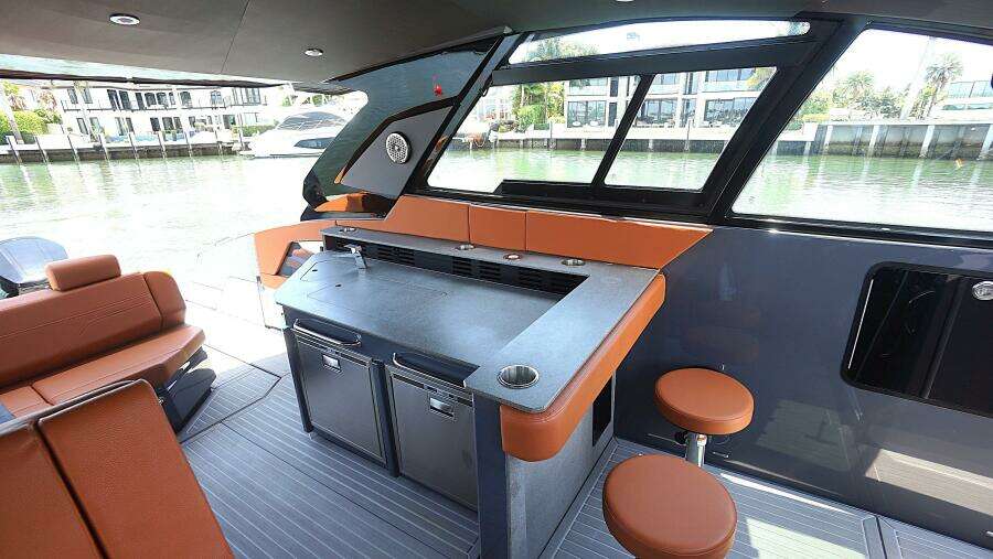 2023 Cruisers Yachts 42 GLS OB