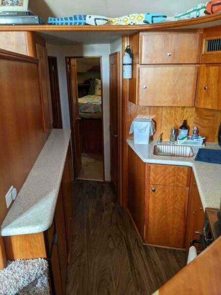 2001 Silverton 42 Convertible