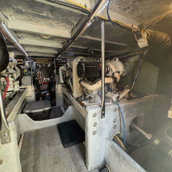 2001 Silverton 42 Convertible