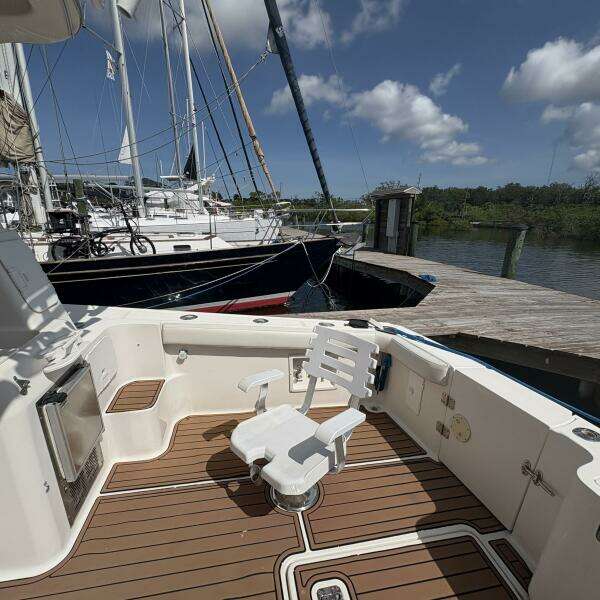 2001 Silverton 42 Convertible