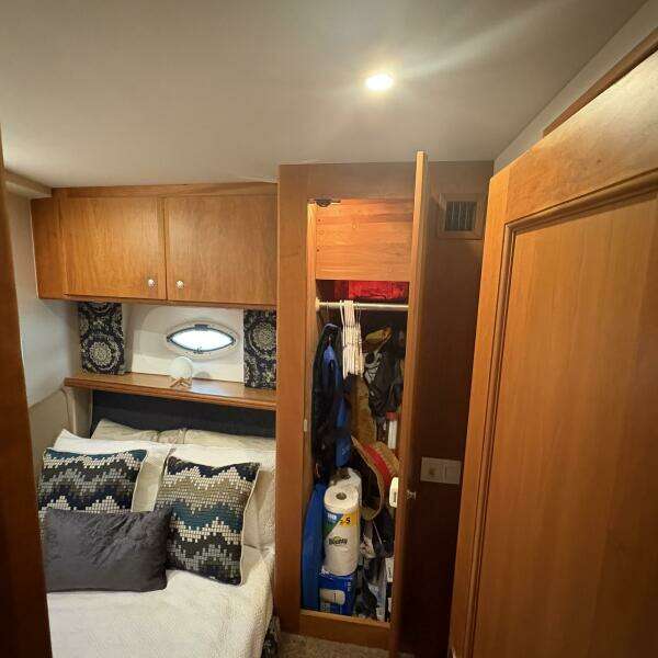 2001 Silverton 42 Convertible