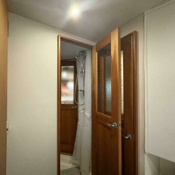 2001 Silverton 42 Convertible