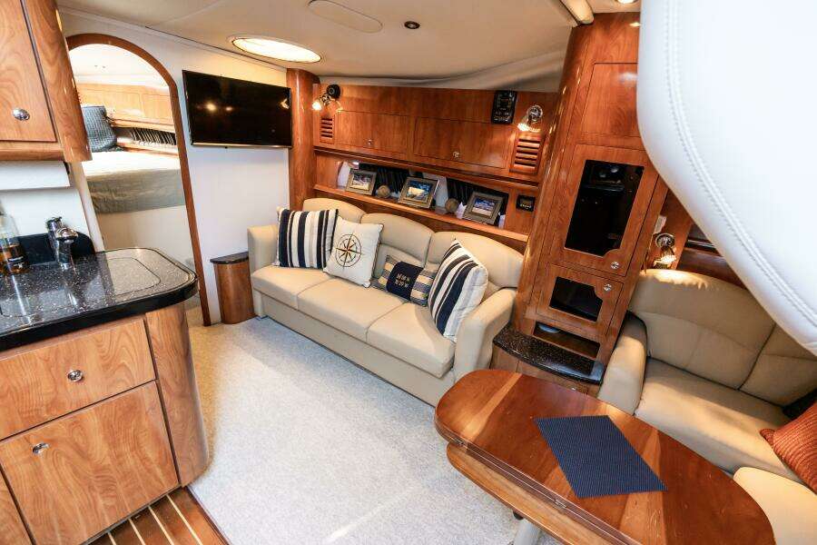 2008 Four Winns V378