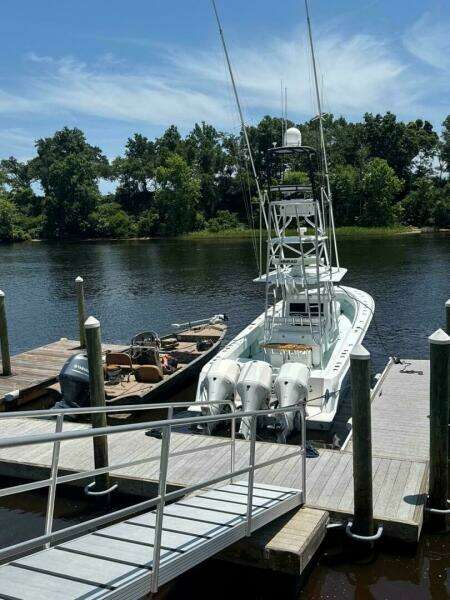 2012 Contender 39 ST