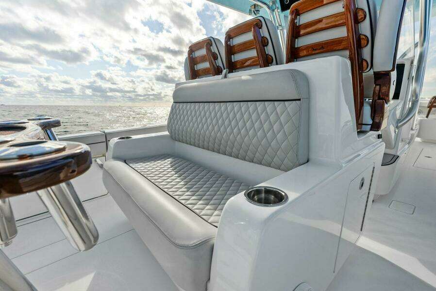 2021 Valhalla Boatworks V-37