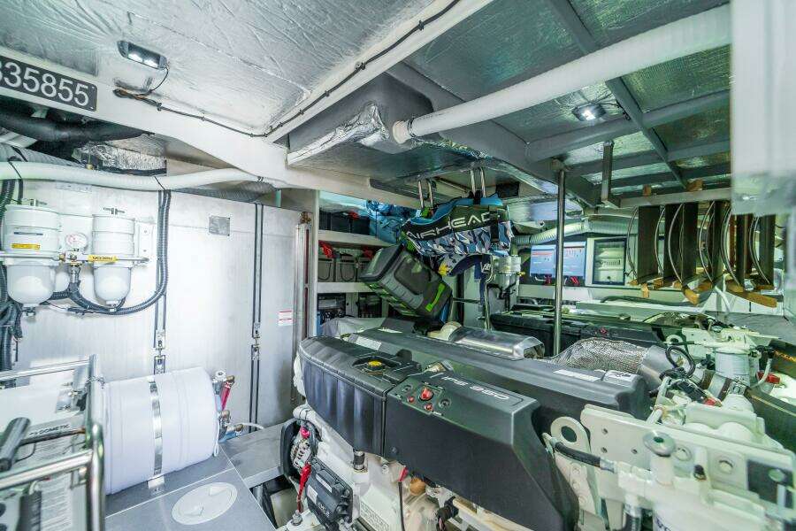 2023 Absolute 62 Fly