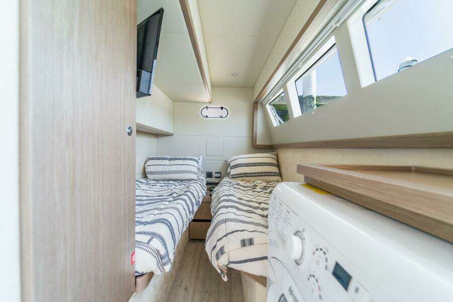 2023 Absolute 62 Fly