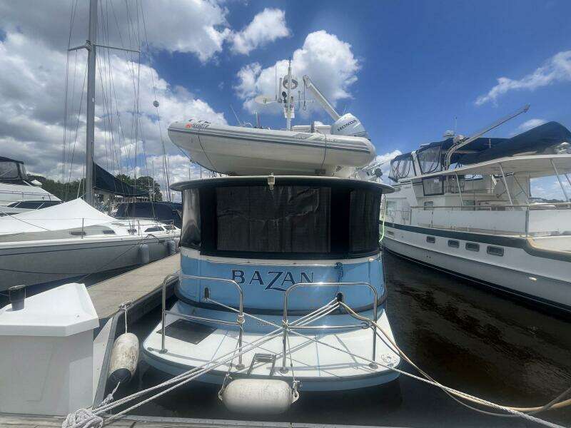 2001 Great Harbour GH47