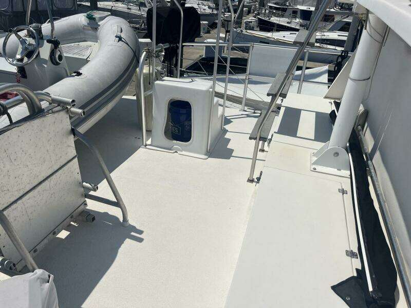 2001 Great Harbour GH47